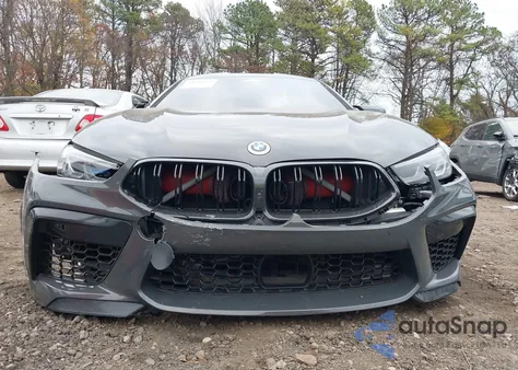 2024 BMW M8 Gran Coupe Competition z USA, uszkodzony, nr VIN WBSGV0C02RCP30475